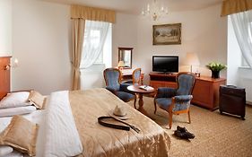 Imperial Spa & Kurhotel  4*